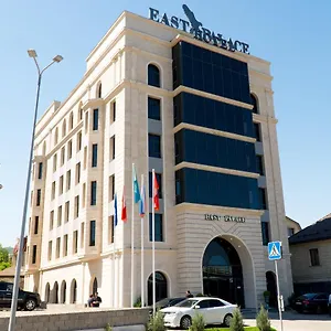 4* فندق East Palace